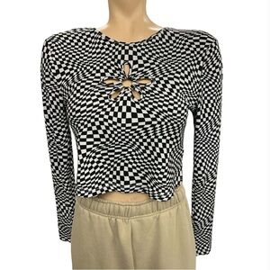 Ardene NWT Black and White Optical Illusion Crop Top Size M